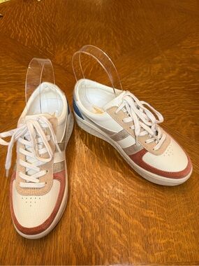 Gola White Sneakers with Metallic Gold Accents